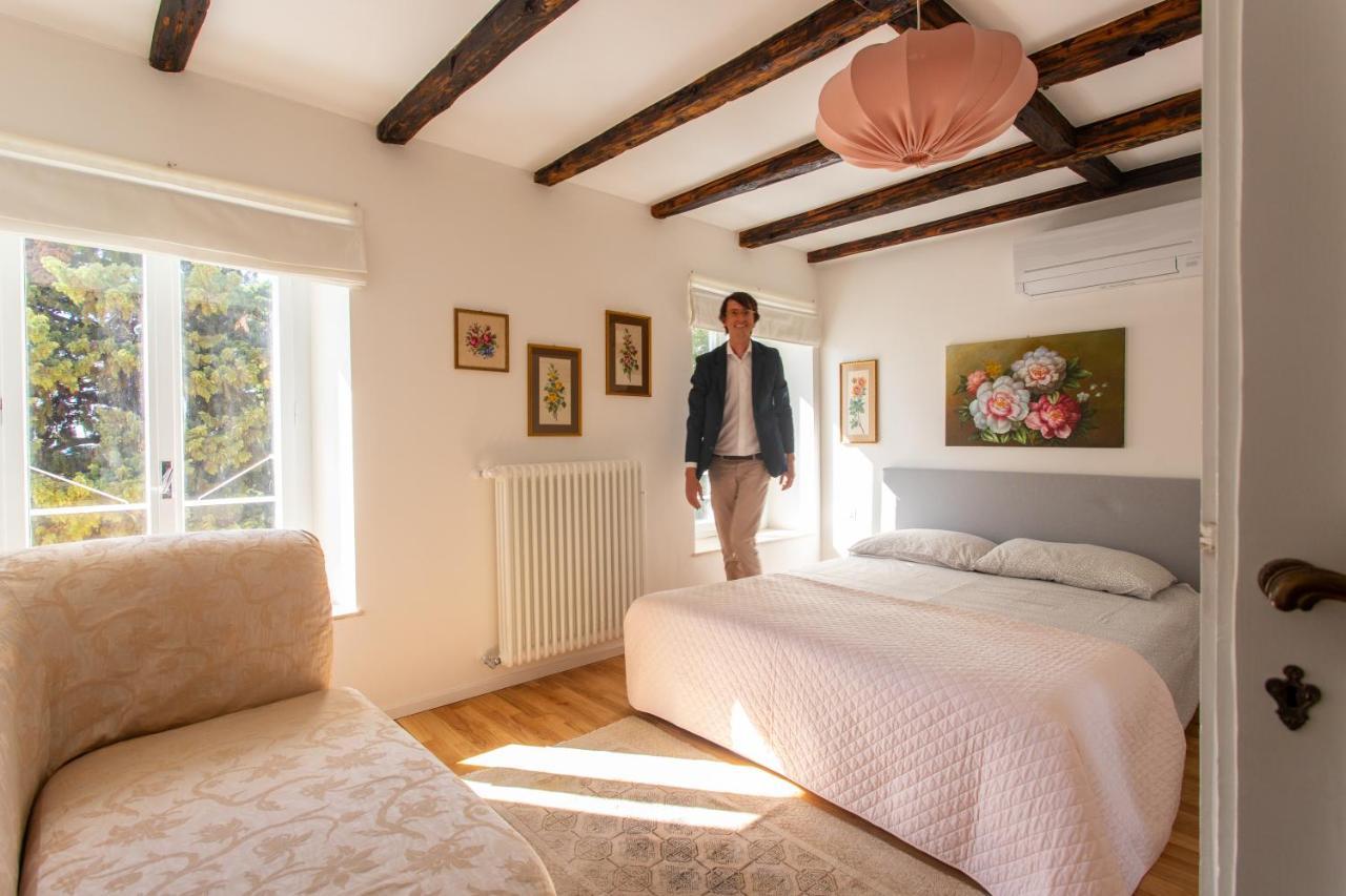 Ora Et Labora Apartment Trieste Bagian luar foto