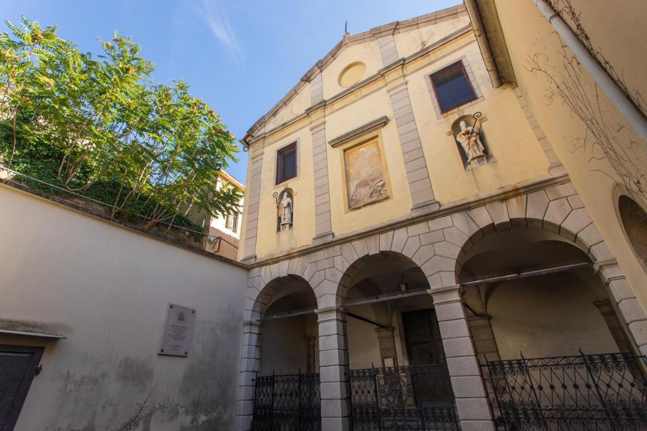 Ora Et Labora Apartment Trieste Bagian luar foto